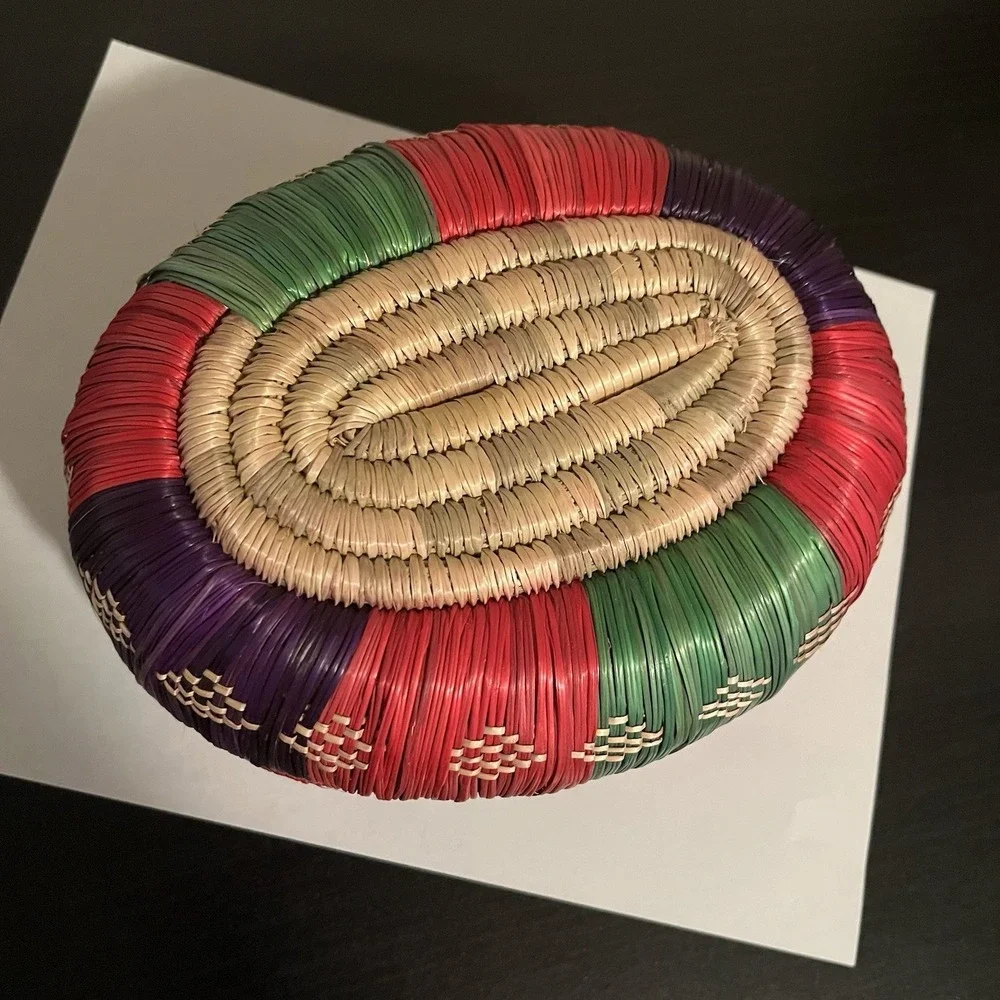 VTG Ethiopian Woven Basket Small Lidded Trinket Jewelry Box Coiled Seagrass Boho
